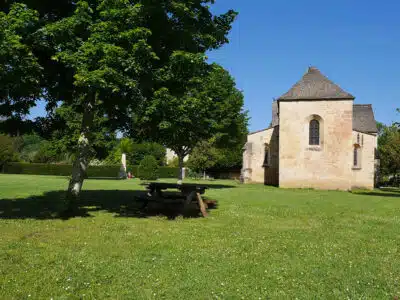 eglise-sainte-nathalene-2