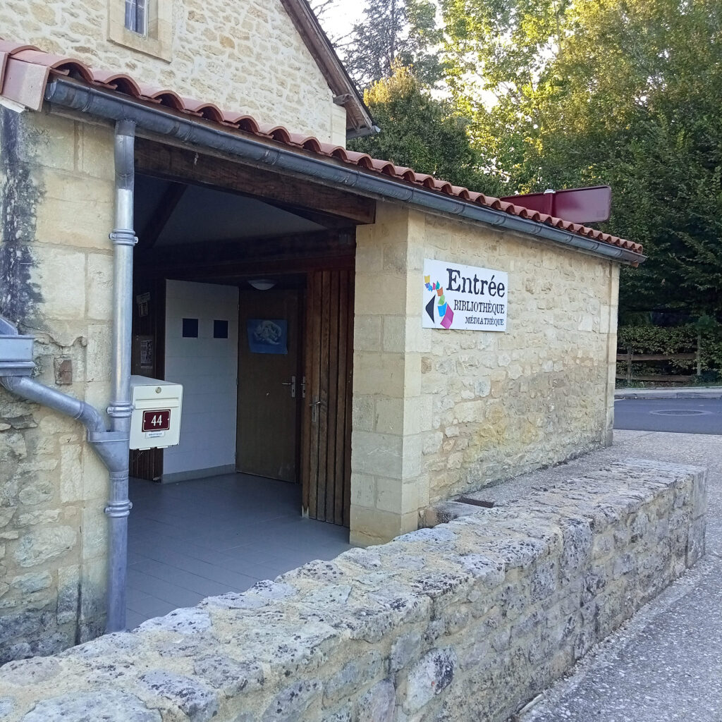 Bibliothèque de Sainte Nathalène